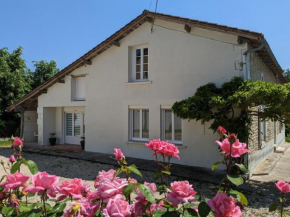 Maison en pierres rénovée avec jardin, terrasse, 3 chambres, proche village, nature paisible, équipements complets - FR-1-653-187